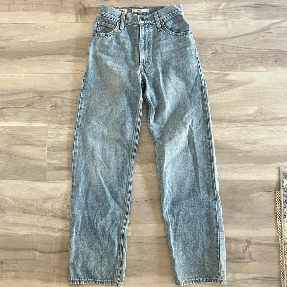 Levi’s dad jeans